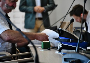 Burmistrz podpisał umowy na wsparcie jednostek OSP w Gminie Myślenice
