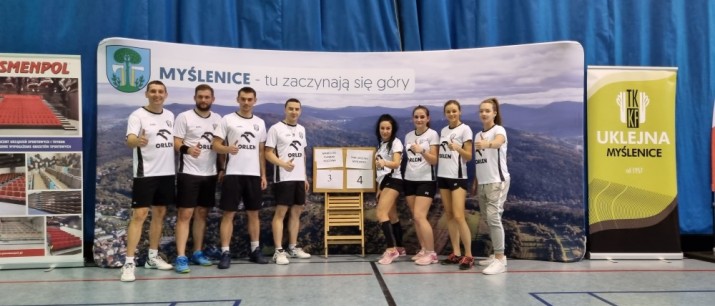 Dwa zwycięstwa TKKF Uklejna Myślenice na inaugurację rozgrywek I Ligi Badmintona PZBad