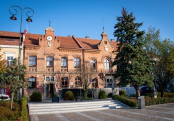 Gmina Myślenice podpisała umowę dotacji na remont elewacji budynku Urzędu Miasta i Gminy Myślenice