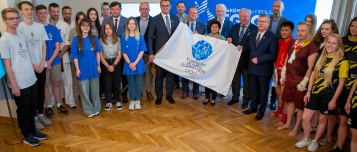 Flaga Igrzysk Europejskich już w Myślenicach, Ambasador Tajlandii wizytowała arenę zawodów!