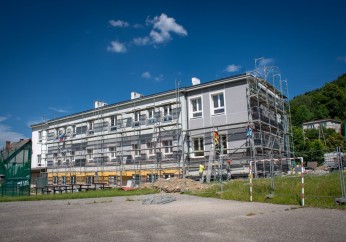 Szkoła Podstawowa w Porębie przechodzi termomodernizację