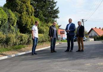 Droga gminna w Krzyszkowicach po gruntownym remoncie
