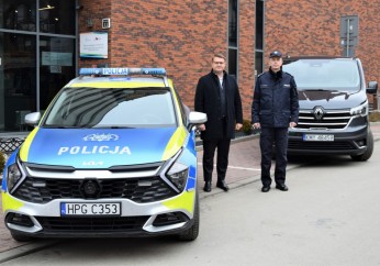 Nowe radiowozy dla myślenickiej policji