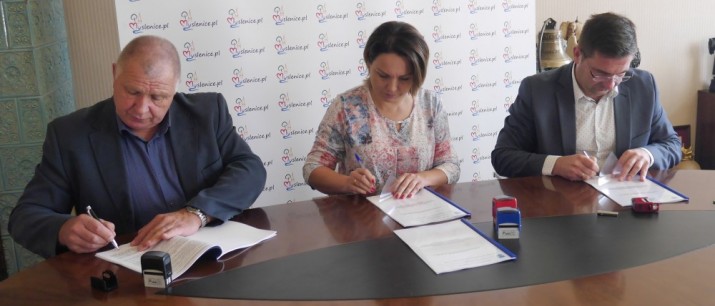 Podpisano umowę na remont drogi w Osieczanach