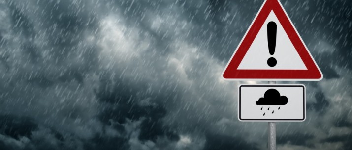 Ostrzeżenie: intensywne opady deszczu, wezbranie z przekroczeniem stanów ostrzegawczych