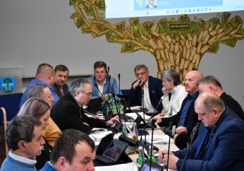 Sesja Rady Miejskiej w Myślenicach – radni opozycyjni przeciw projektowi budżetu Gminy Myślenice na rok 2024!